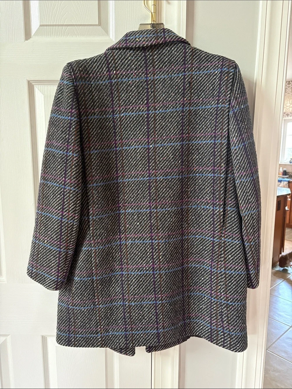 VTG Pure Wool Gray Tweed Plaid Coat Made in Turkey Womens Sz 9/10